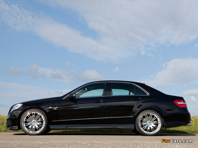 Photos of Lumma Mercedes-Benz E50 CLR (W212) 2009 (640 x 480)