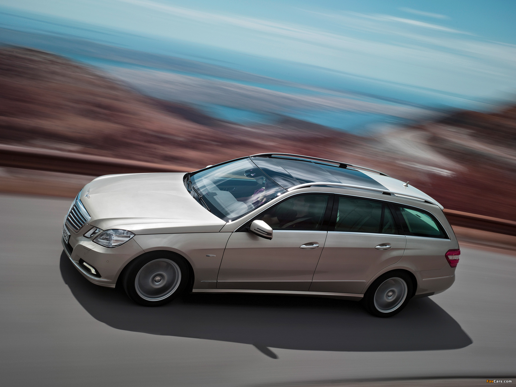 Photos of Mercedes-Benz E 250 CDI Estate (S212) 2009–12 (2048 x 1536)