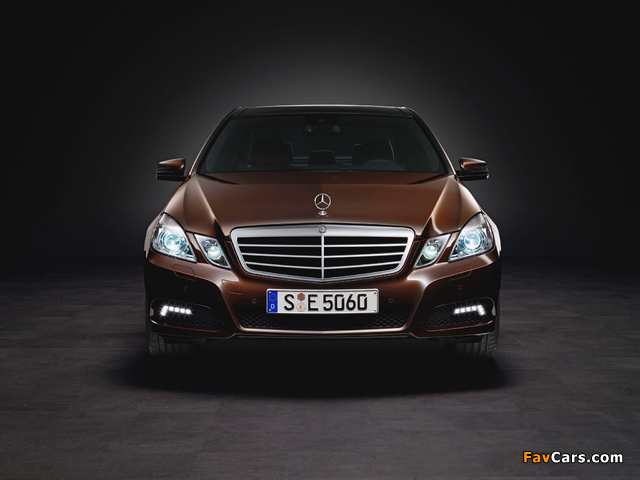 Photos of Mercedes-Benz E 350 CGI (W212) 2009–12 (640 x 480)