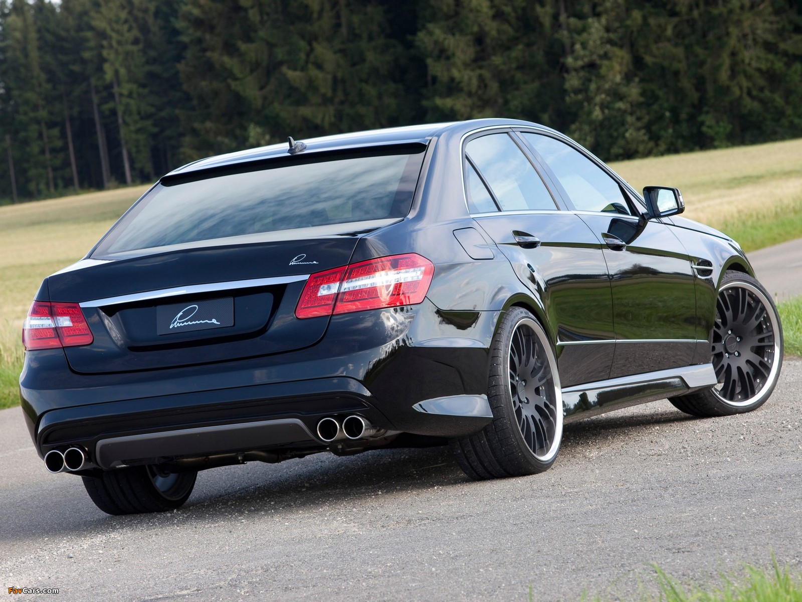 Photos of Lumma Mercedes-Benz E50 CLR (W212) 2009 (1600 x 1200)