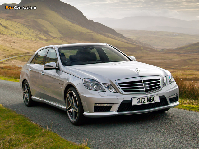 Photos of Mercedes-Benz E 63 AMG UK-spec (W212) 2012 (640 x 480)