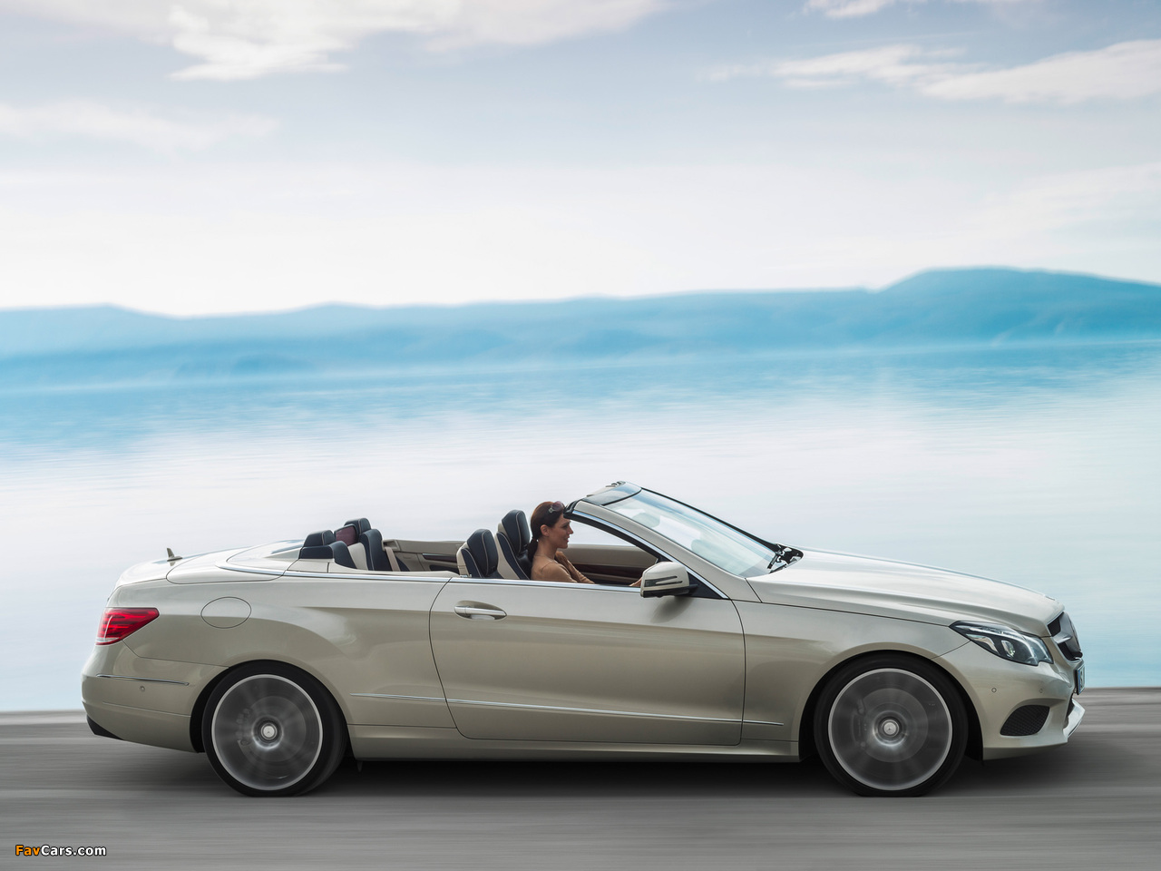 Photos of Mercedes-Benz E 350 BlueTec Cabrio (A207) 2013 (1280 x 960)