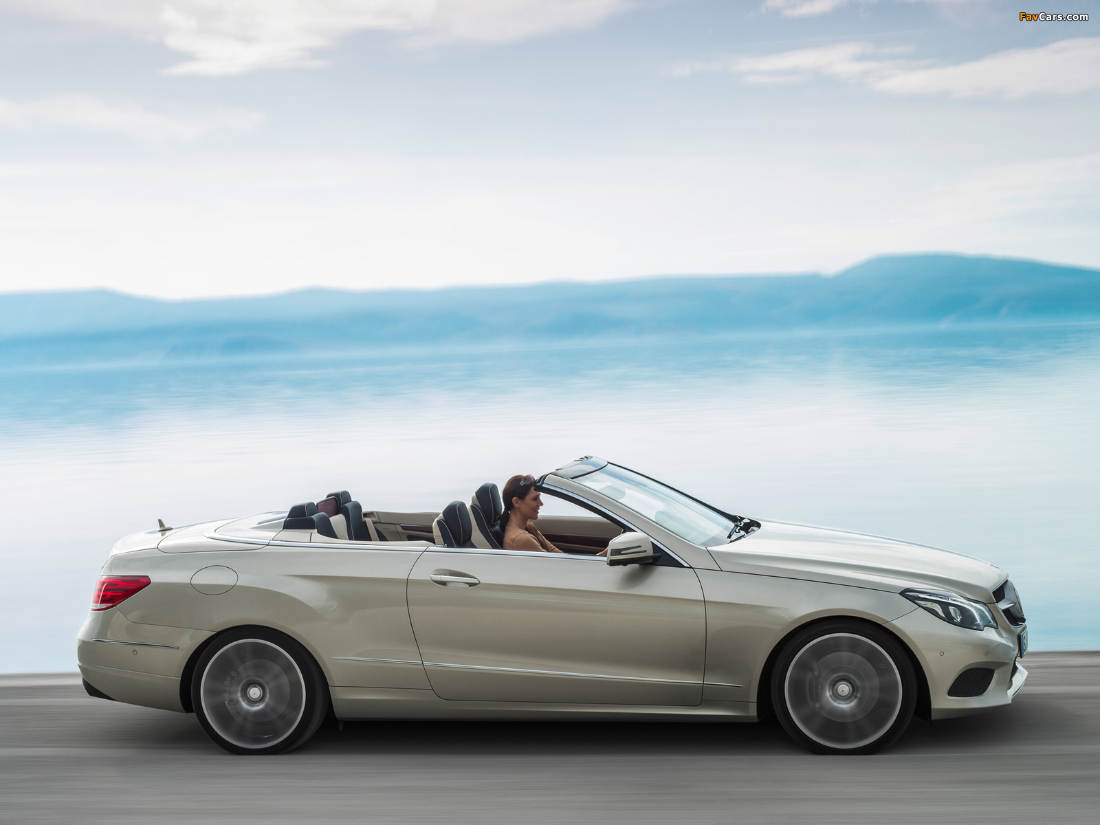 Photos of Mercedes-Benz E 350 BlueTec Cabrio (A207) 2013 (1600 x 1200)