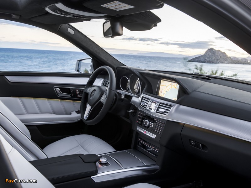 Photos of Mercedes-Benz E 350 4MATIC (W212) 2013 (800 x 600)