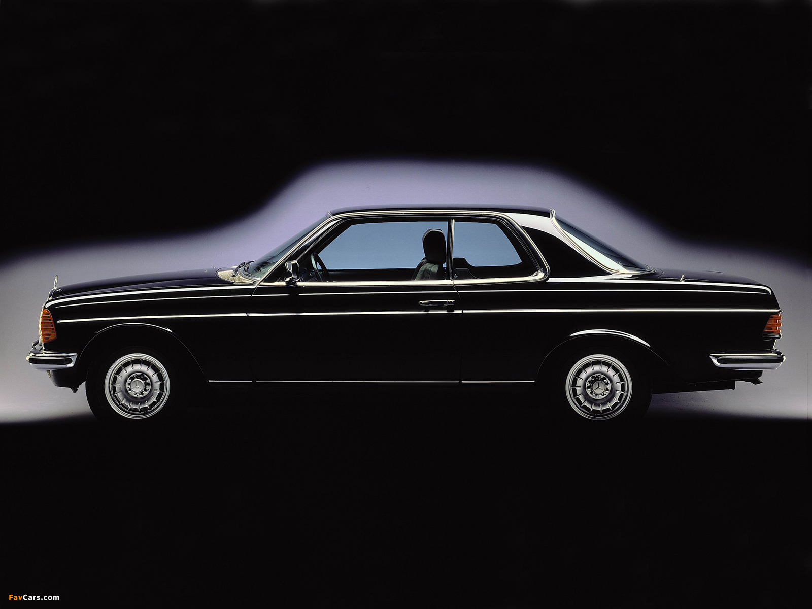 Pictures of Mercedes-Benz E-Klasse Coupe (C123) 1977–85 (1600 x 1200)