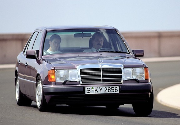 Pictures of Mercedes-Benz 300 E 4MATIC (W124) 1987–93