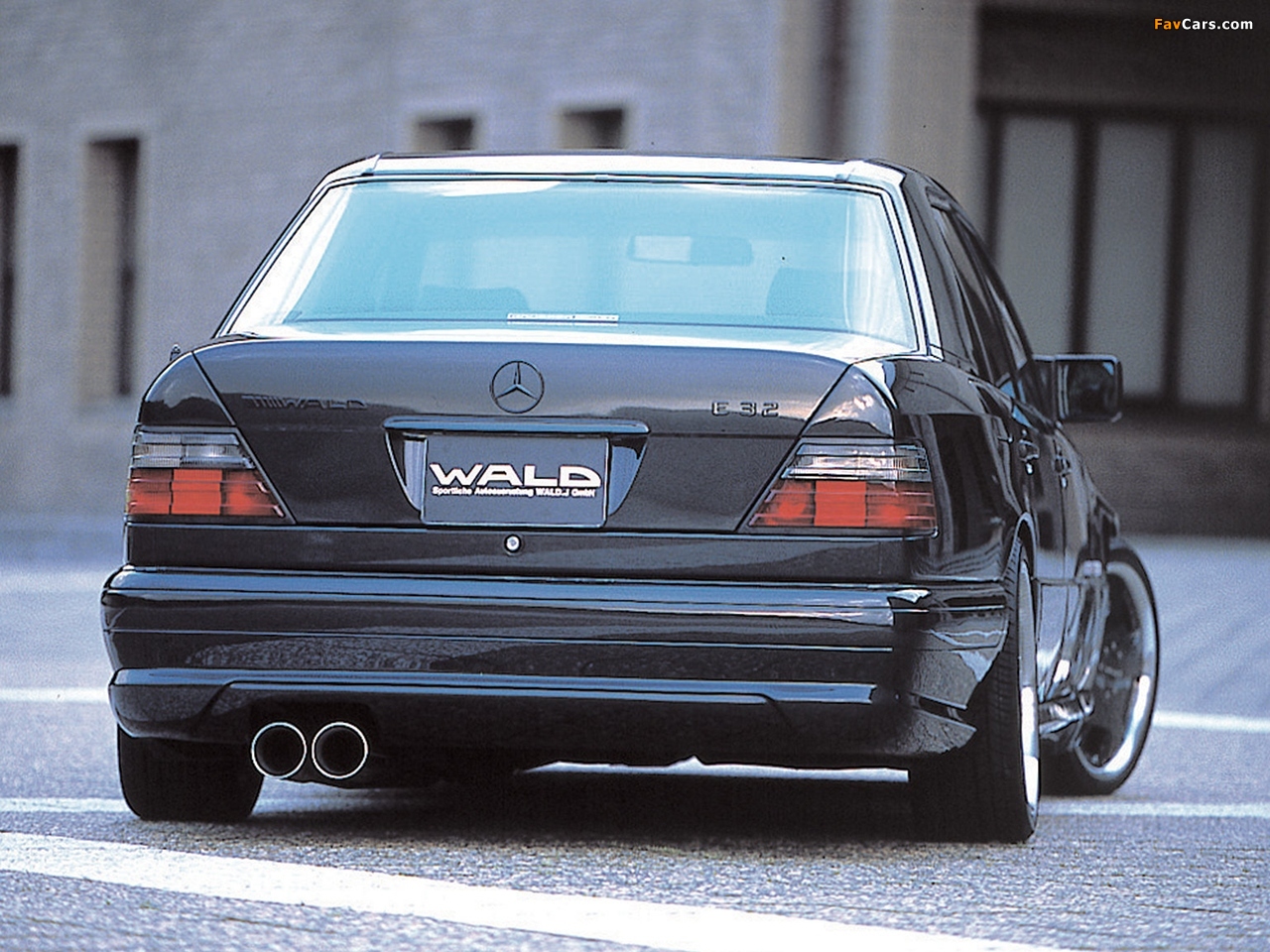 Pictures of WALD Mercedes-Benz E-Klasse V4 (W124) 1990 (1280 x 960)