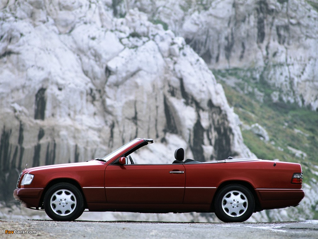 Pictures of Mercedes-Benz E 200 Cabrio (A124) 1994–96 (1024 x 768)