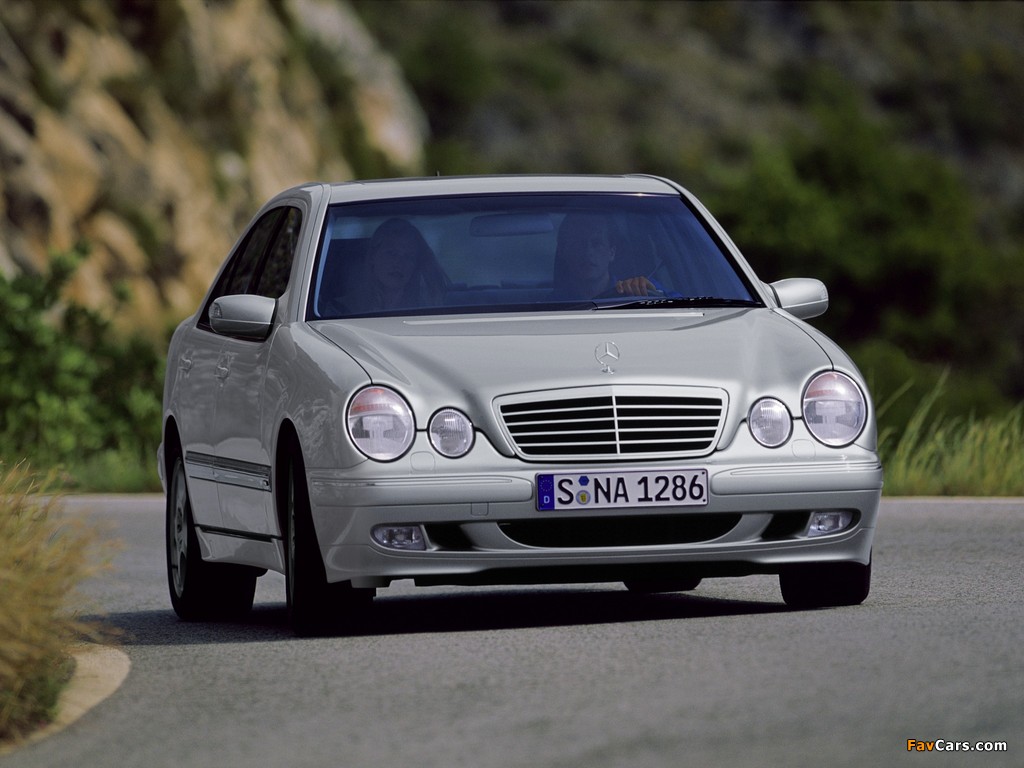 Pictures of Mercedes-Benz E 270 CDI (W210) 1999–2002 (1024 x 768)