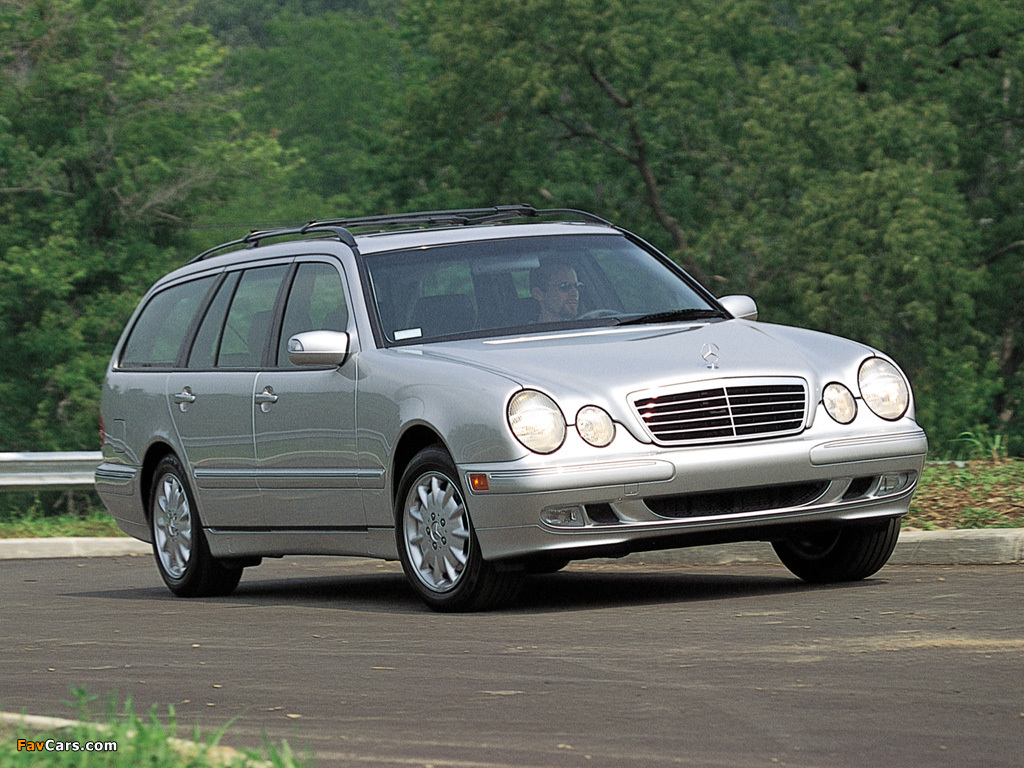 Pictures of Mercedes-Benz E 320 Estate US-spec (S210) 1999–2002 (1024 x 768)