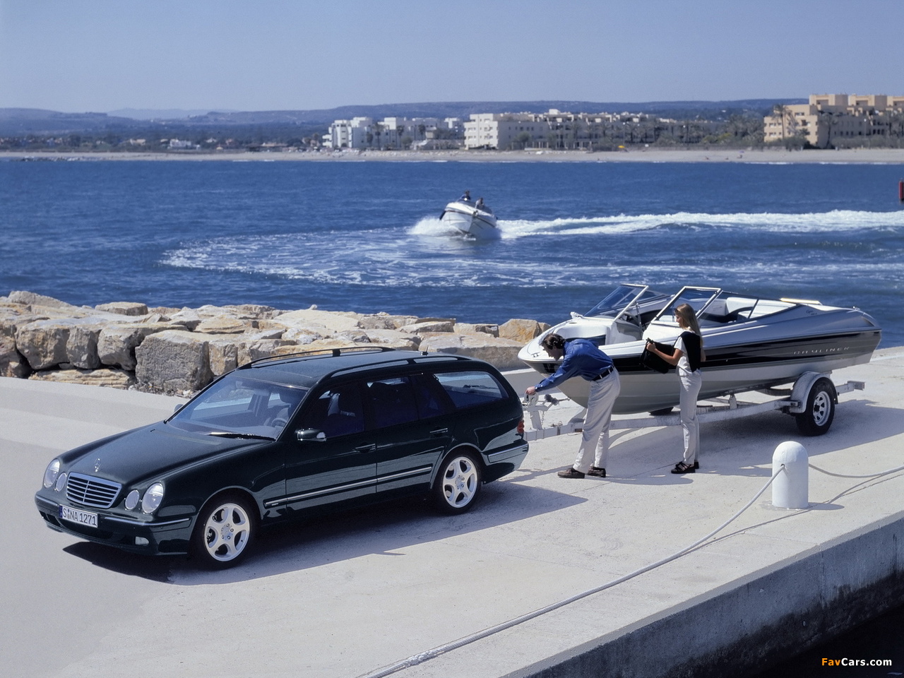 Pictures of Mercedes-Benz E 430 Estate (S210) 1999–2002 (1280 x 960)