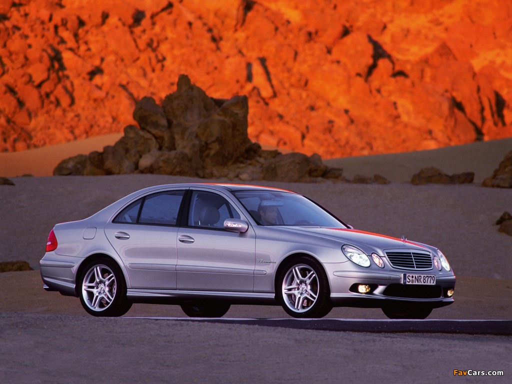 Pictures of Mercedes-Benz E 55 AMG (W211) 2002–06 (1024 x 768)