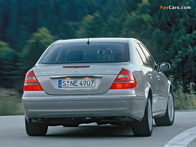 Pictures of Mercedes-Benz E 280 CDI 4MATIC (W211) 2002–06 (640 x 480)