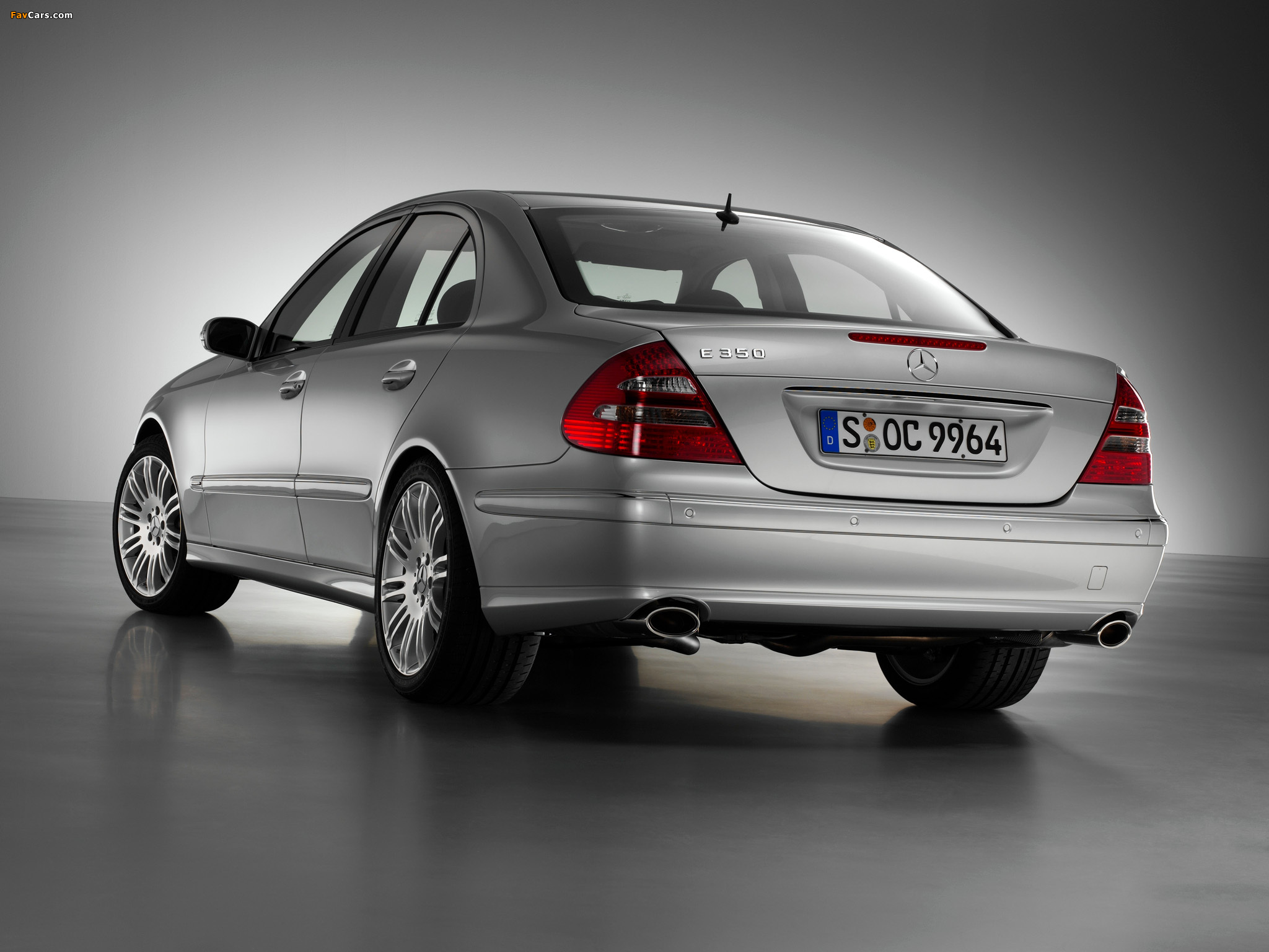 Pictures of Mercedes-Benz E 350 (W211) 2004–06 (2048 x 1536)