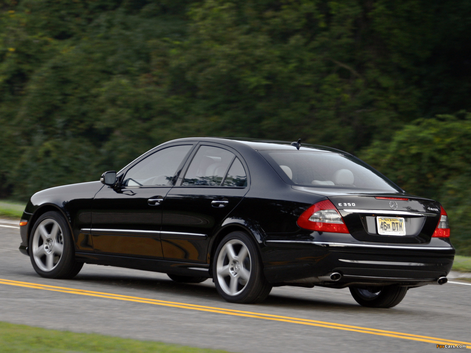 Pictures of Mercedes-Benz E 350 4MATIC US-spec (W211) 2006–09 (1600 x 1200)