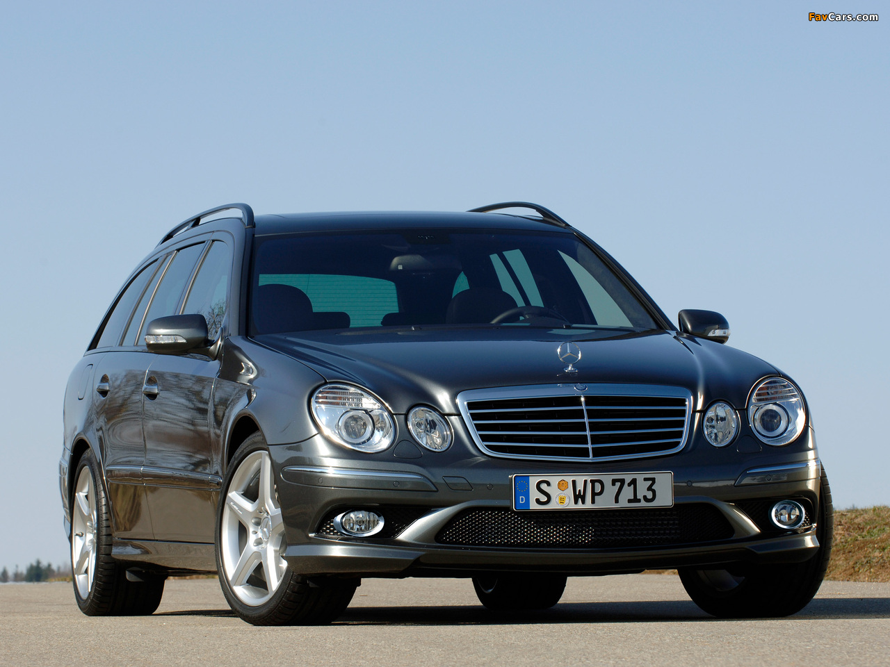 Pictures of Mercedes-Benz E 320 CDI AMG Sports Package Estate (S211) 2006–09 (1280 x 960)