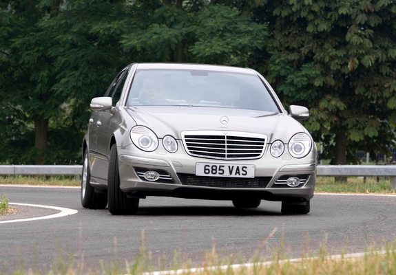 Pictures of Mercedes-Benz E 320 CDI UK-spec (W211) 2006–09