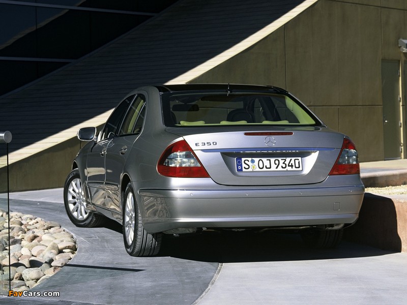 Pictures of Mercedes-Benz E 350 (W211) 2006–09 (800 x 600)