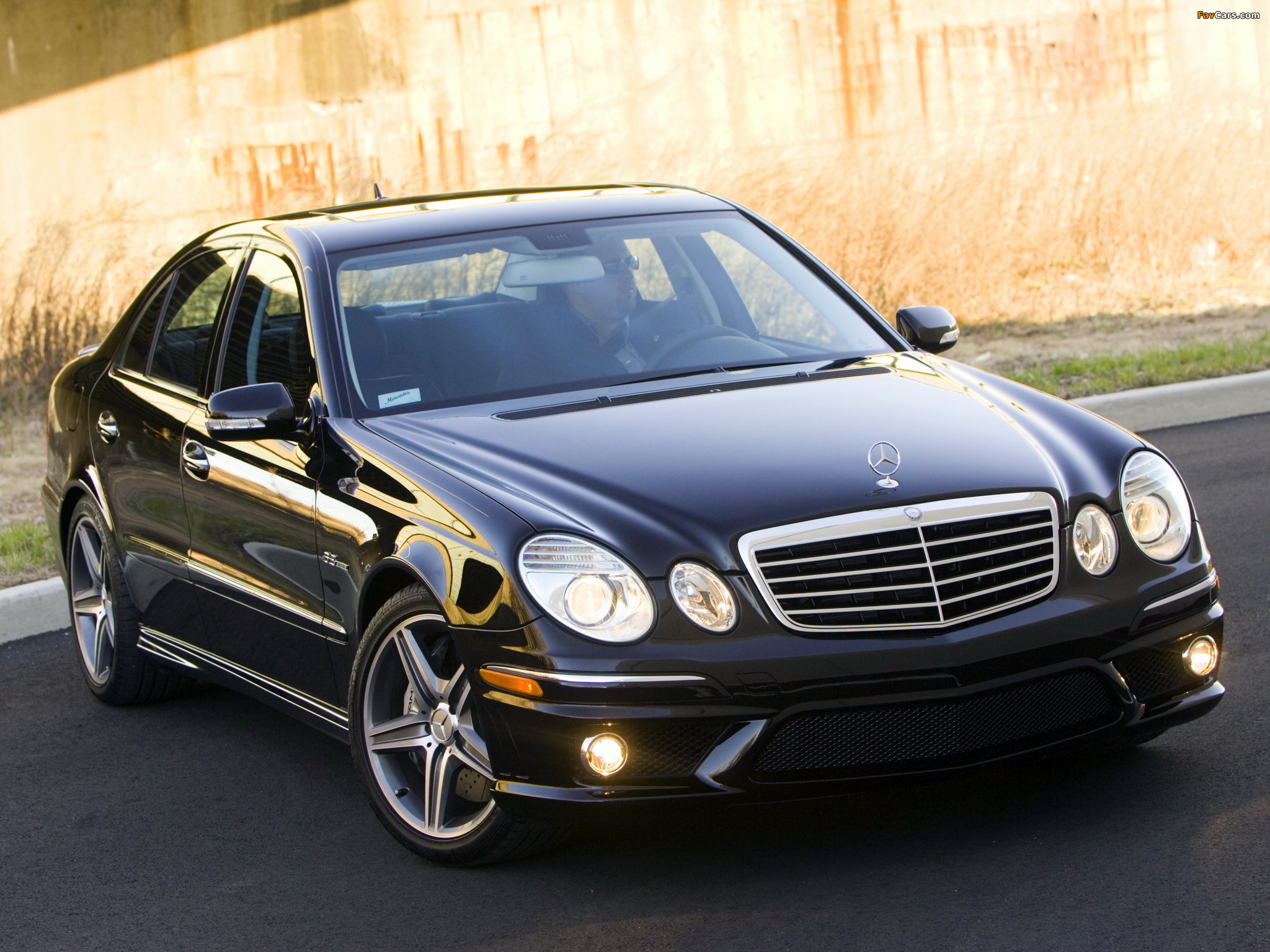 Pictures of Mercedes-Benz E 63 AMG US-spec (W211) 2007–09 (2048 x 1536)