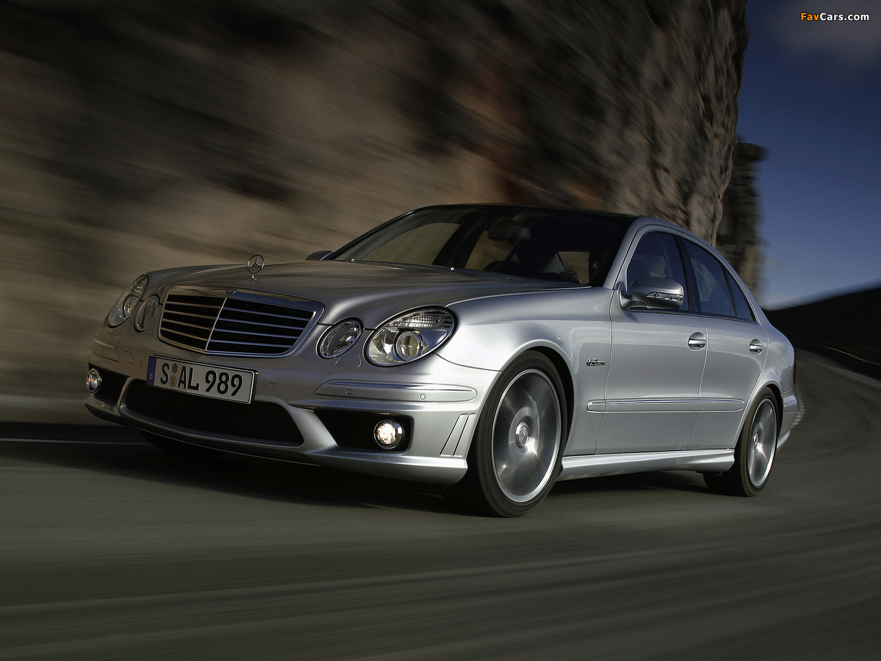 Pictures of Mercedes-Benz E 63 AMG (W211) 2007–09 (1280 x 960)