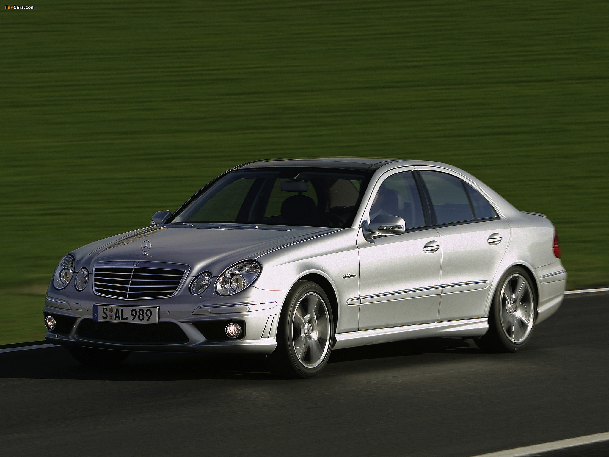 Pictures of Mercedes-Benz E 63 AMG (W211) 2007–09 (2048 x 1536)