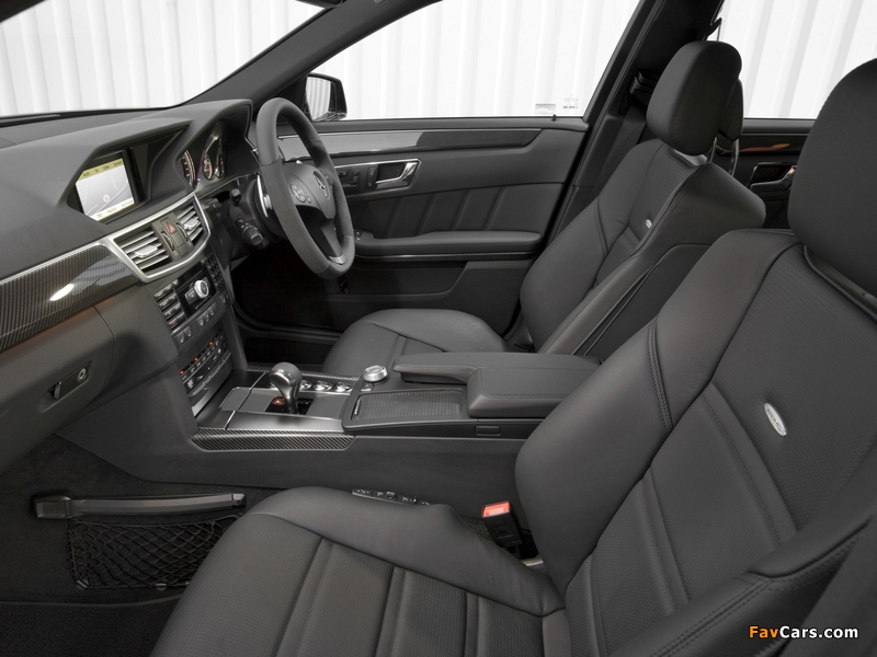 Pictures of Mercedes-Benz E 63 AMG UK-spec (W212) 2009–11 (800 x 600)