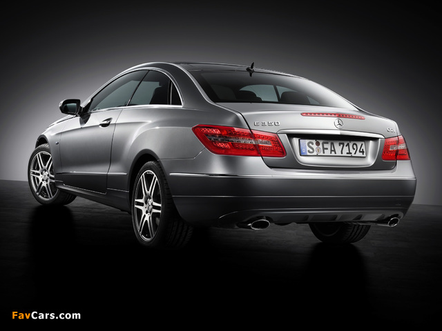 Pictures of Mercedes-Benz E 350 CDI Coupe Prime Edition (C207) 2009 (640 x 480)
