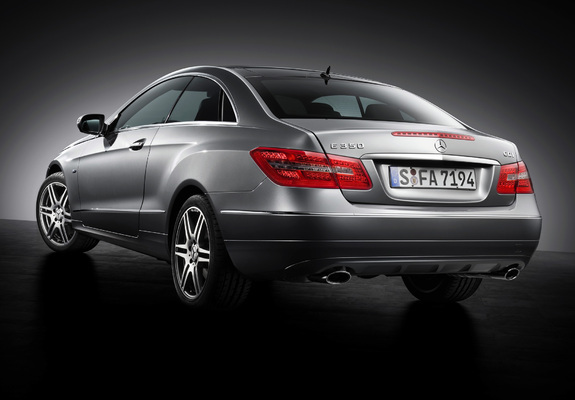 Pictures of Mercedes-Benz E 350 CDI Coupe Prime Edition (C207) 2009