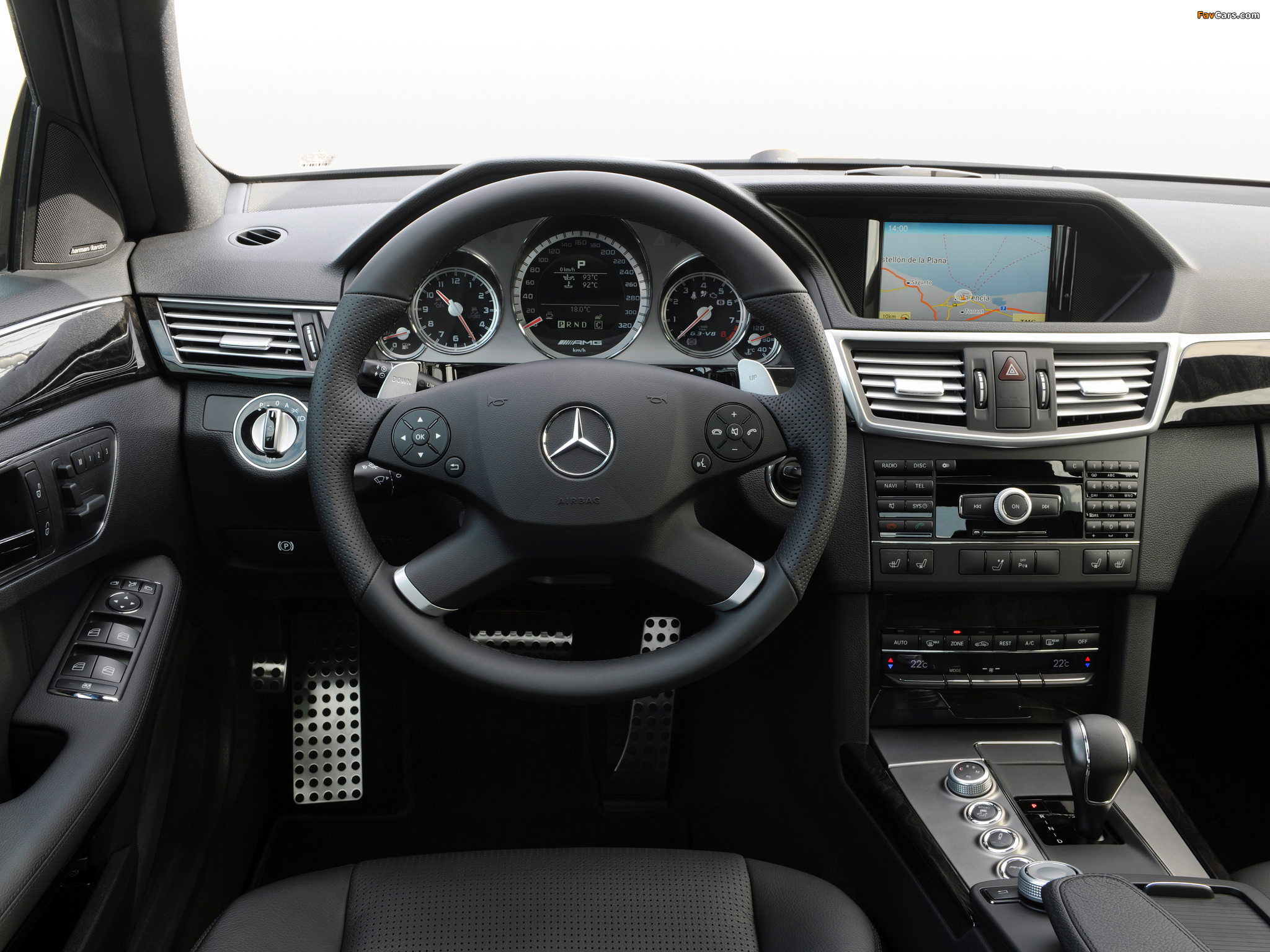 Pictures of Mercedes-Benz E 63 AMG (W212) 2009–11 (2048 x 1536)