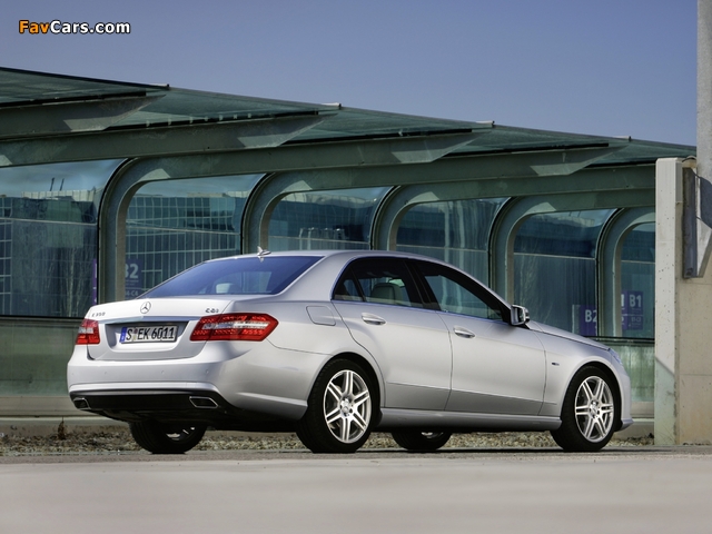 Pictures of Mercedes-Benz E 350 CGI AMG Sports Package (W212) 2009–12 (640 x 480)