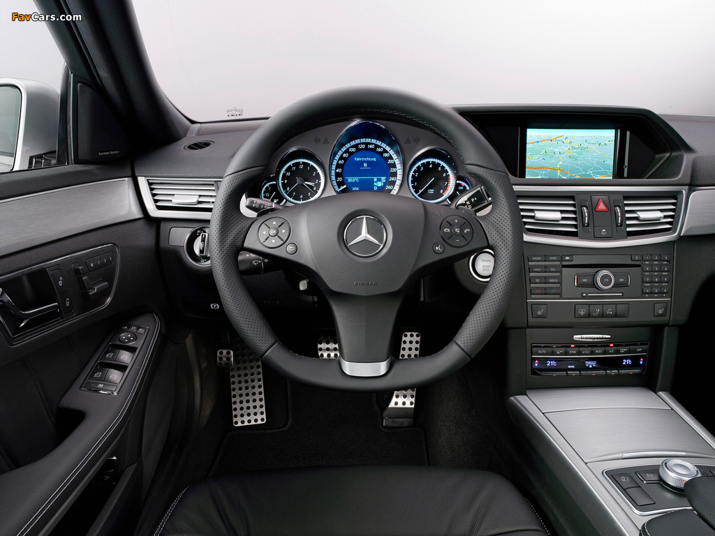 Pictures of Mercedes-Benz E 500 AMG Sports Package (W212) 2009–12 (1024 x 768)