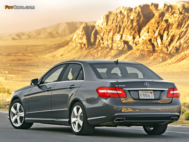 Pictures of Mercedes-Benz E 350 AMG Sports Package US-spec (W212) 2009–12 (640 x 480)