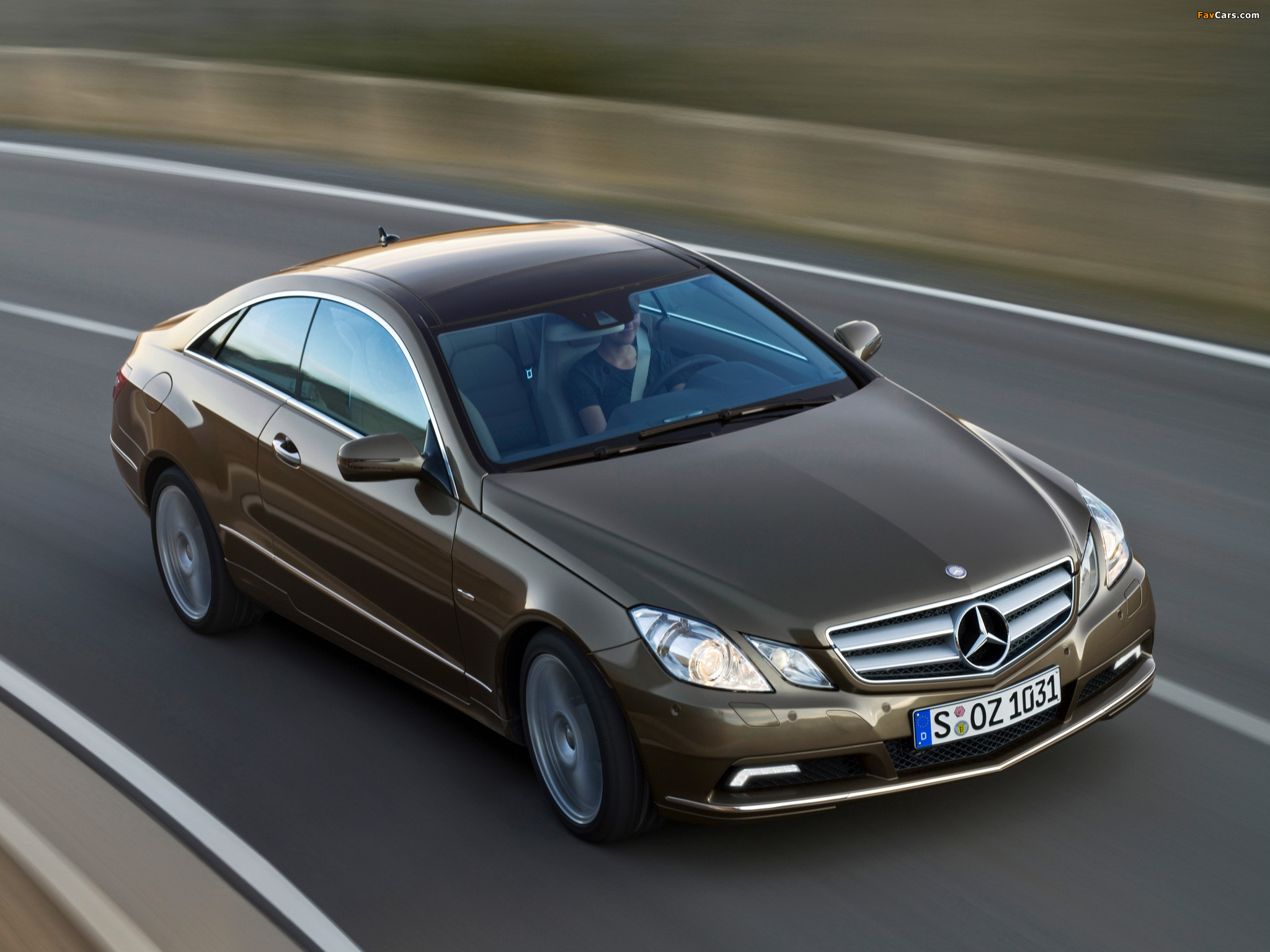 Pictures of Mercedes-Benz E 350 CDI Coupe (C207) 2009–12 (2048 x 1536)