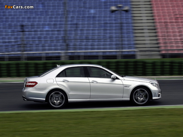 Pictures of Mercedes-Benz E 63 AMG (W212) 2009–11 (640 x 480)
