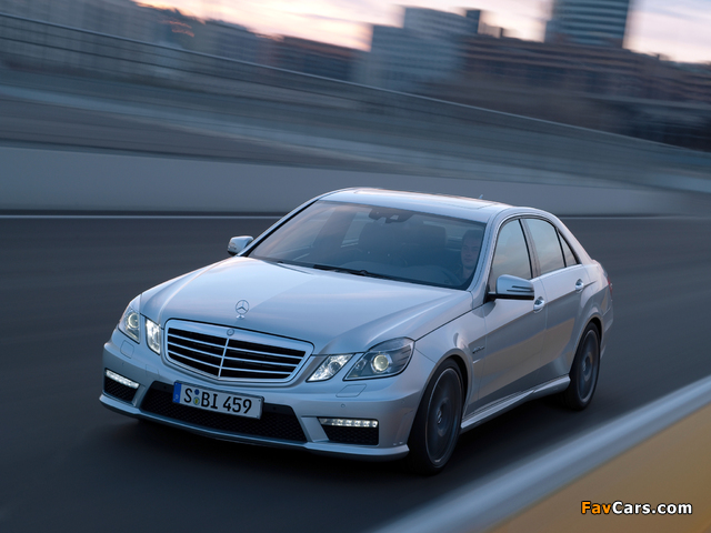 Pictures of Mercedes-Benz E 63 AMG (W212) 2009–11 (640 x 480)