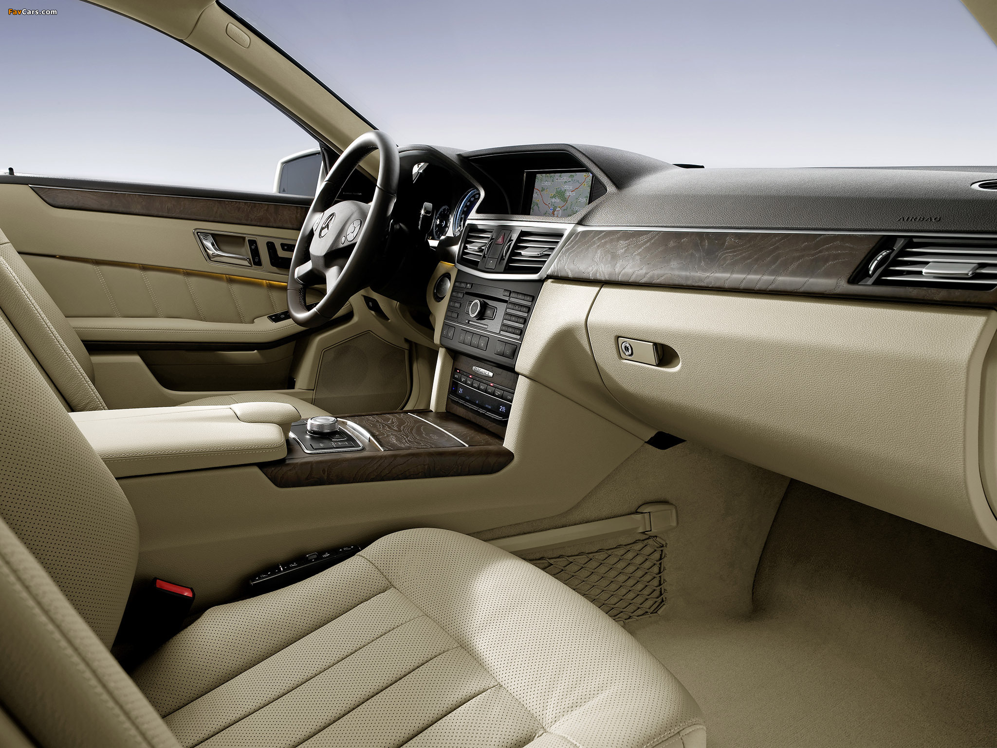 Pictures of Mercedes-Benz E 350 CDI (W212) 2009–12 (2048 x 1536)