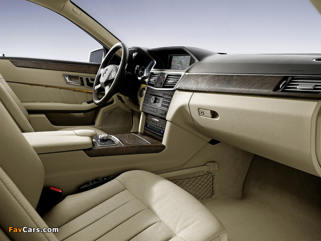 Pictures of Mercedes-Benz E 350 CDI (W212) 2009–12 (640 x 480)