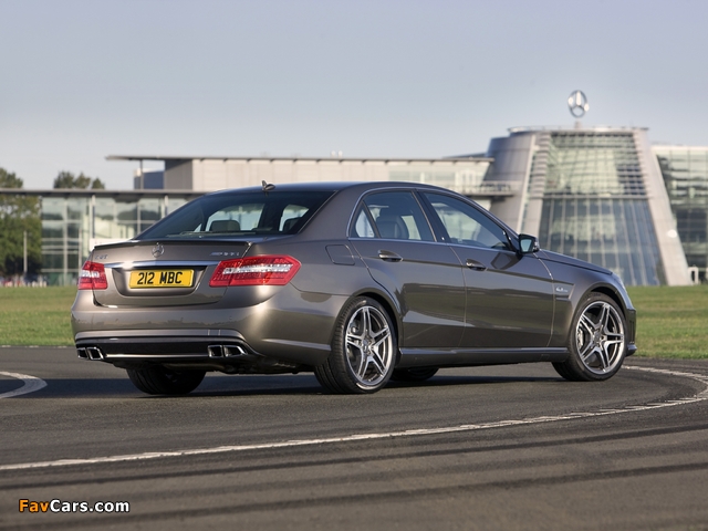 Pictures of Mercedes-Benz E 63 AMG UK-spec (W212) 2009–11 (640 x 480)