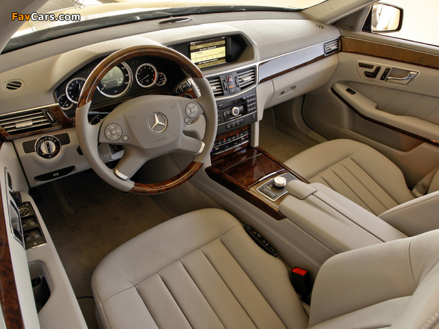 Pictures of Mercedes-Benz E 350 US-spec (W212) 2009–12 (640 x 480)