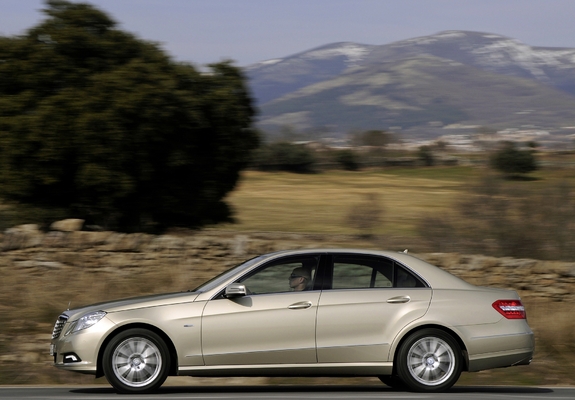 Pictures of Mercedes-Benz E 250 CGI (W212) 2009–12