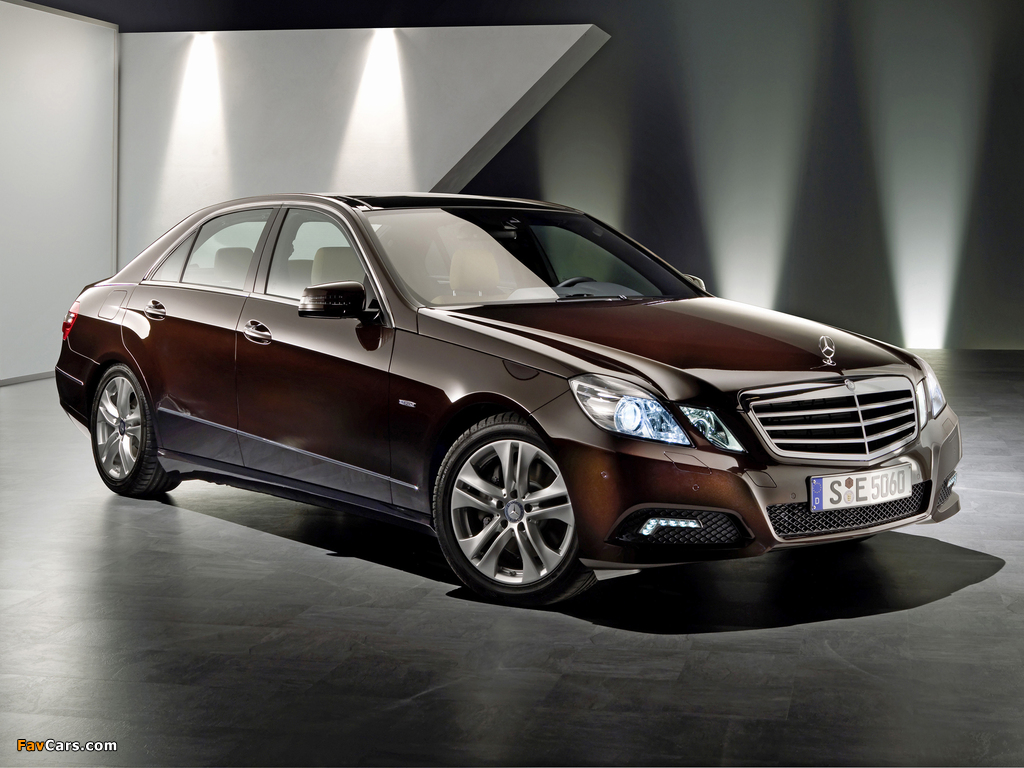 Pictures of Mercedes-Benz E 350 CGI (W212) 2009–12 (1024 x 768)