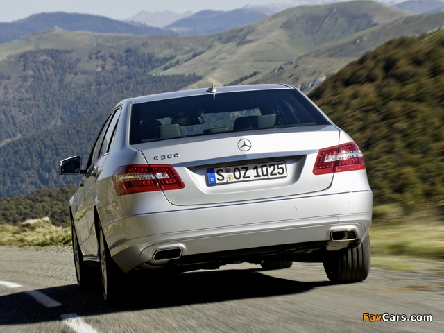 Pictures of Mercedes-Benz E 500 (W212) 2009–12 (640 x 480)