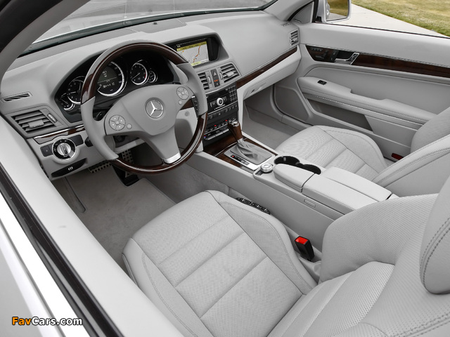 Pictures of Mercedes-Benz E 350 Cabrio US-spec (A207) 2010–12 (640 x 480)