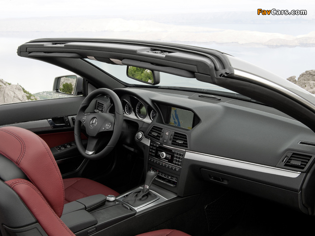 Pictures of Mercedes-Benz E 350 CGI Cabrio (A207) 2010–12 (640 x 480)