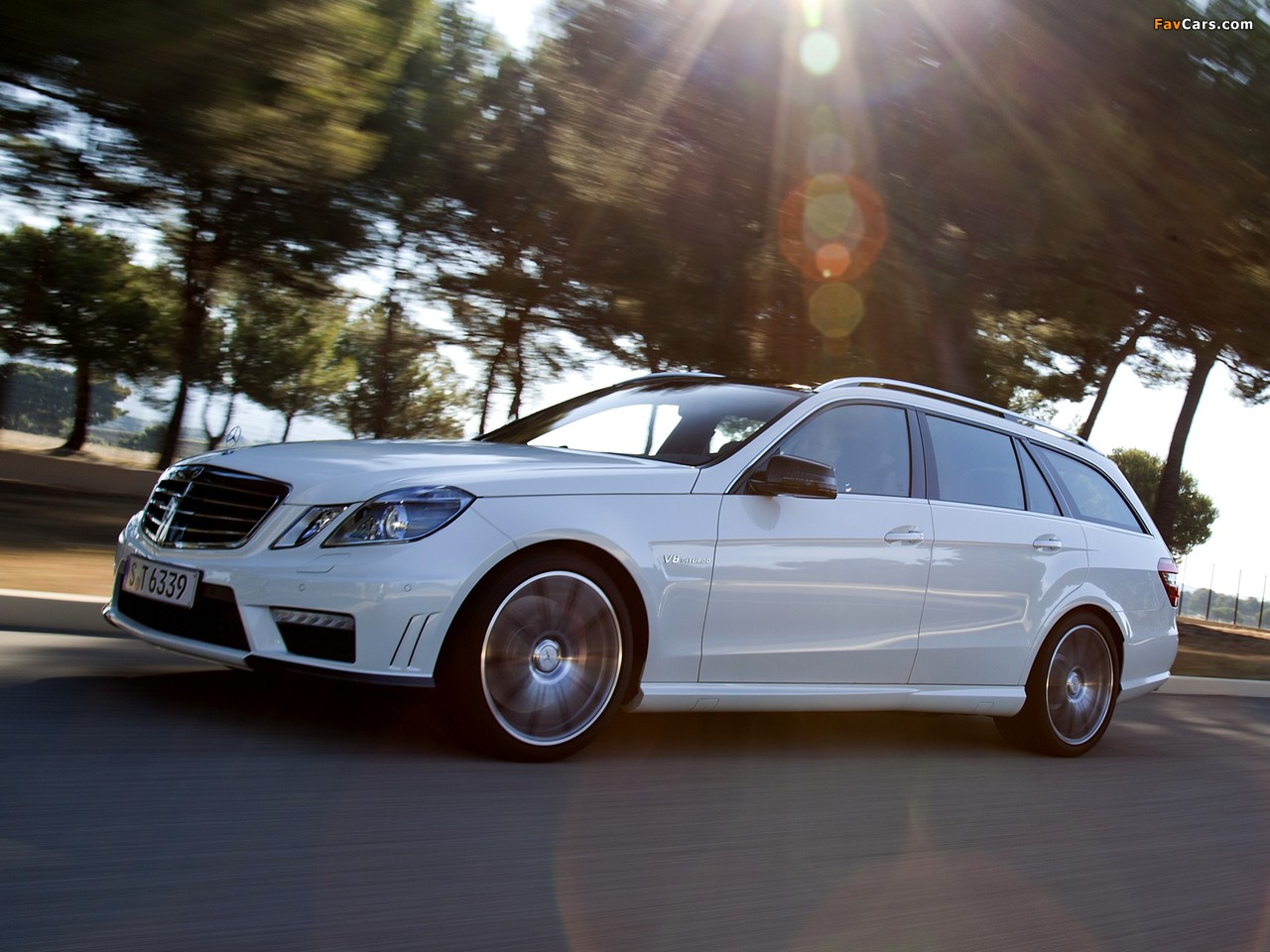 Pictures of Mercedes-Benz E 63 AMG Estate (S212) 2011–12 (1280 x 960)