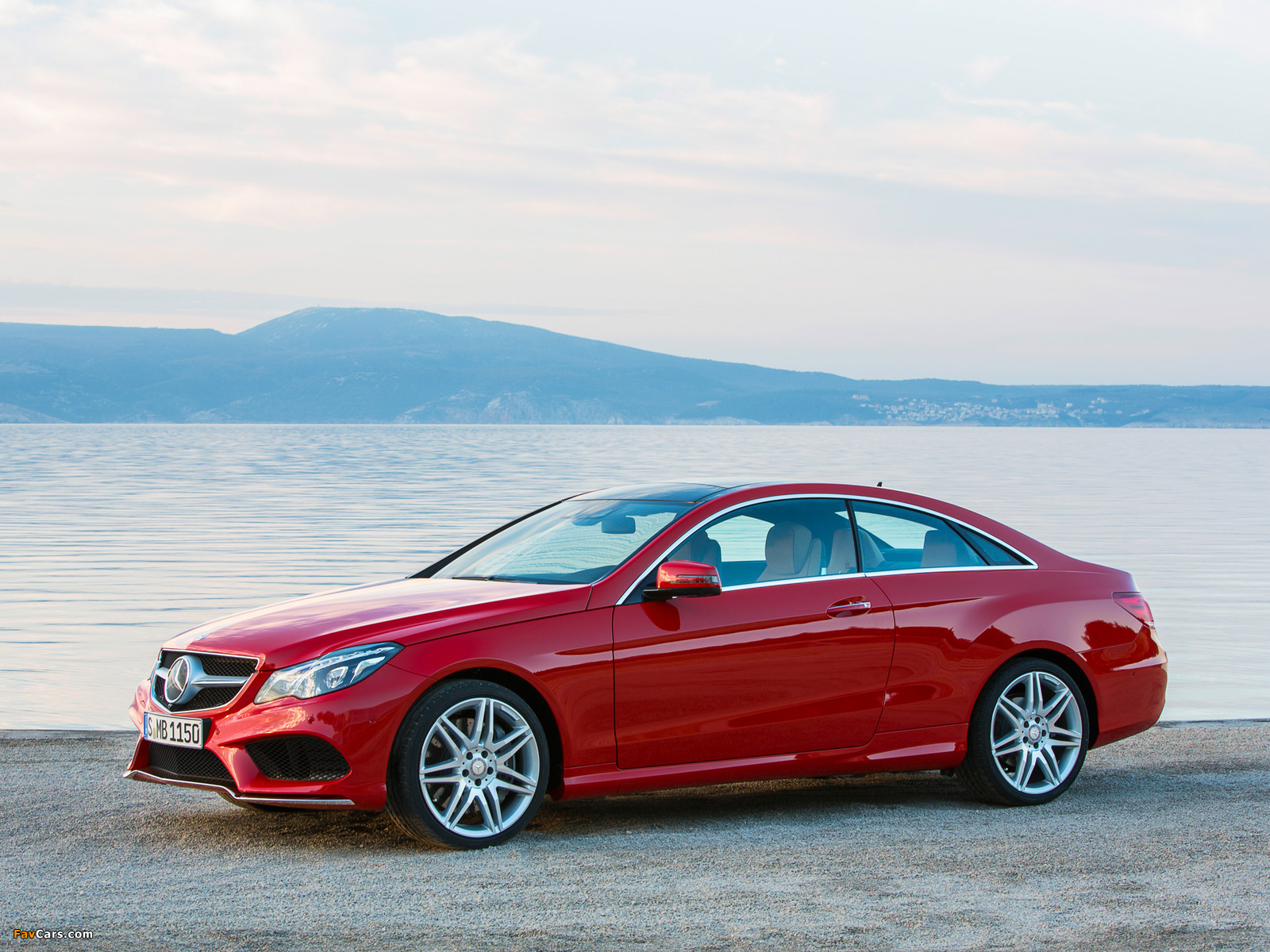 Pictures of Mercedes-Benz E 500 Coupe AMG Sports Package (C207) 2013 (1600 x 1200)