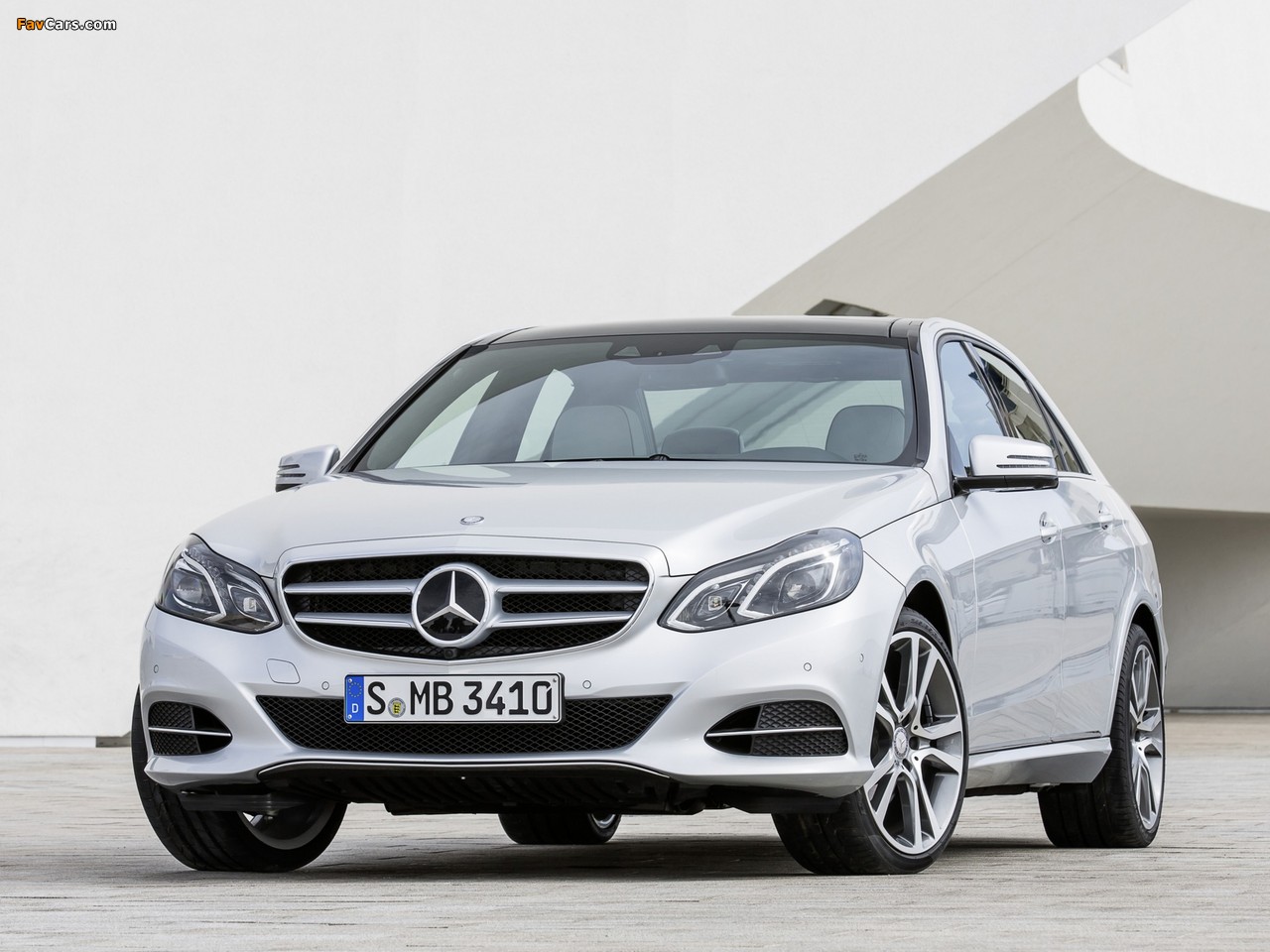 Pictures of Mercedes-Benz E 350 4MATIC (W212) 2013 (1280 x 960)