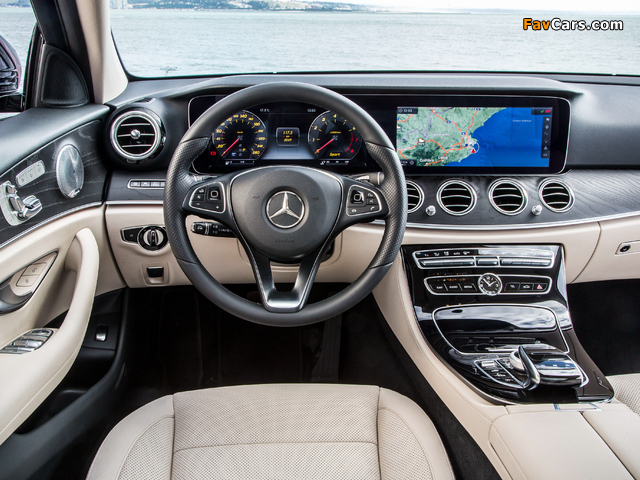 Pictures of Mercedes-Benz E 300 Avantgarde Line (W213) 2016 (640 x 480)