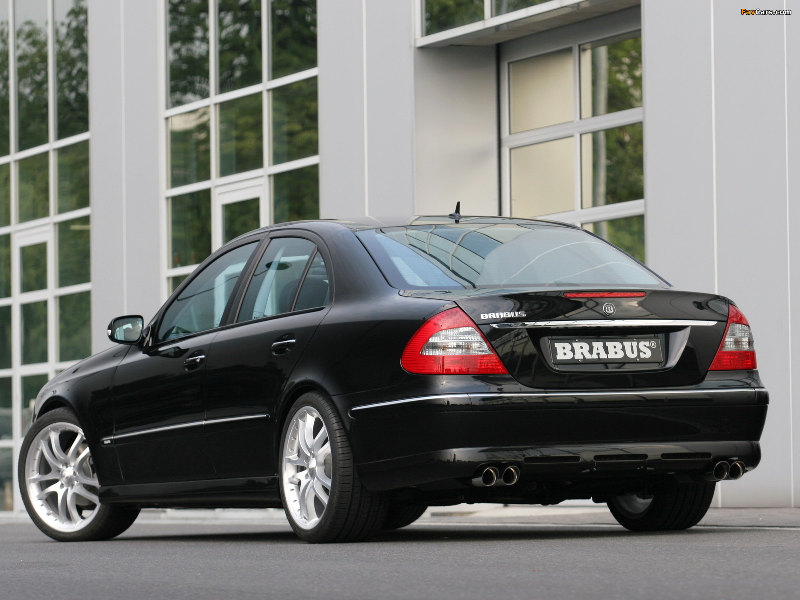 Pictures of Brabus E V12 S (W211) 2006–09 (1600 x 1200)