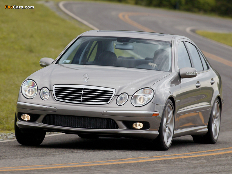 Mercedes-Benz E 55 AMG US-spec (W211) 2003–06 wallpapers (800 x 600)